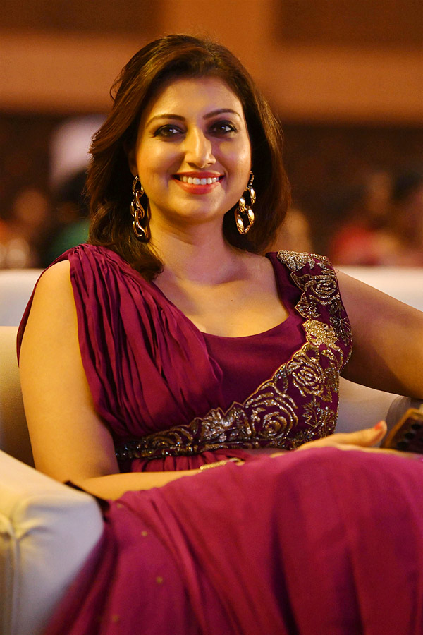 sakshi_20excellence_20awards_202023_20Photo_20Gallery_2.jpg 3
