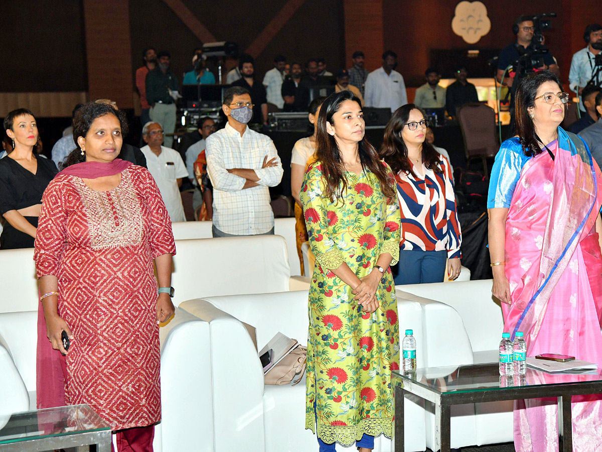 sakshi_20excellence_20awards_202023_20Photos_23.jpg 42