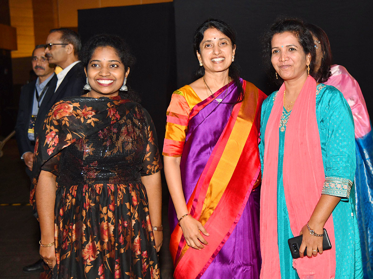 sakshi_20excellence_20awards_202023_20Photos_27.jpg 43