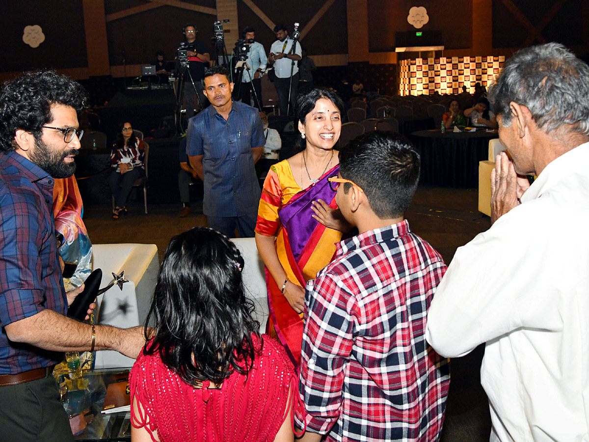 sakshi_20excellence_20awards_202023_20Photos_3.jpg 20