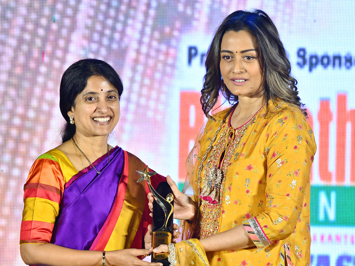 sakshi_20excellence_20awards_202023_20Photos_47.jpg 57