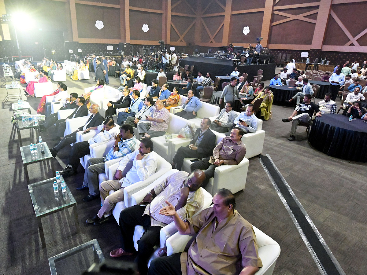 sakshi_20excellence_20awards_202023_20Photos_6.jpg 27