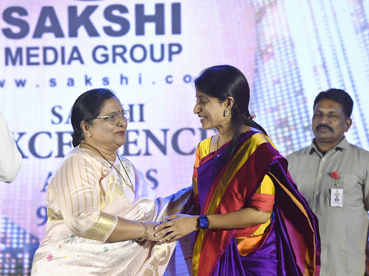 sakshi_20excellence_20awards_202023_20Photos_63.jpg 68