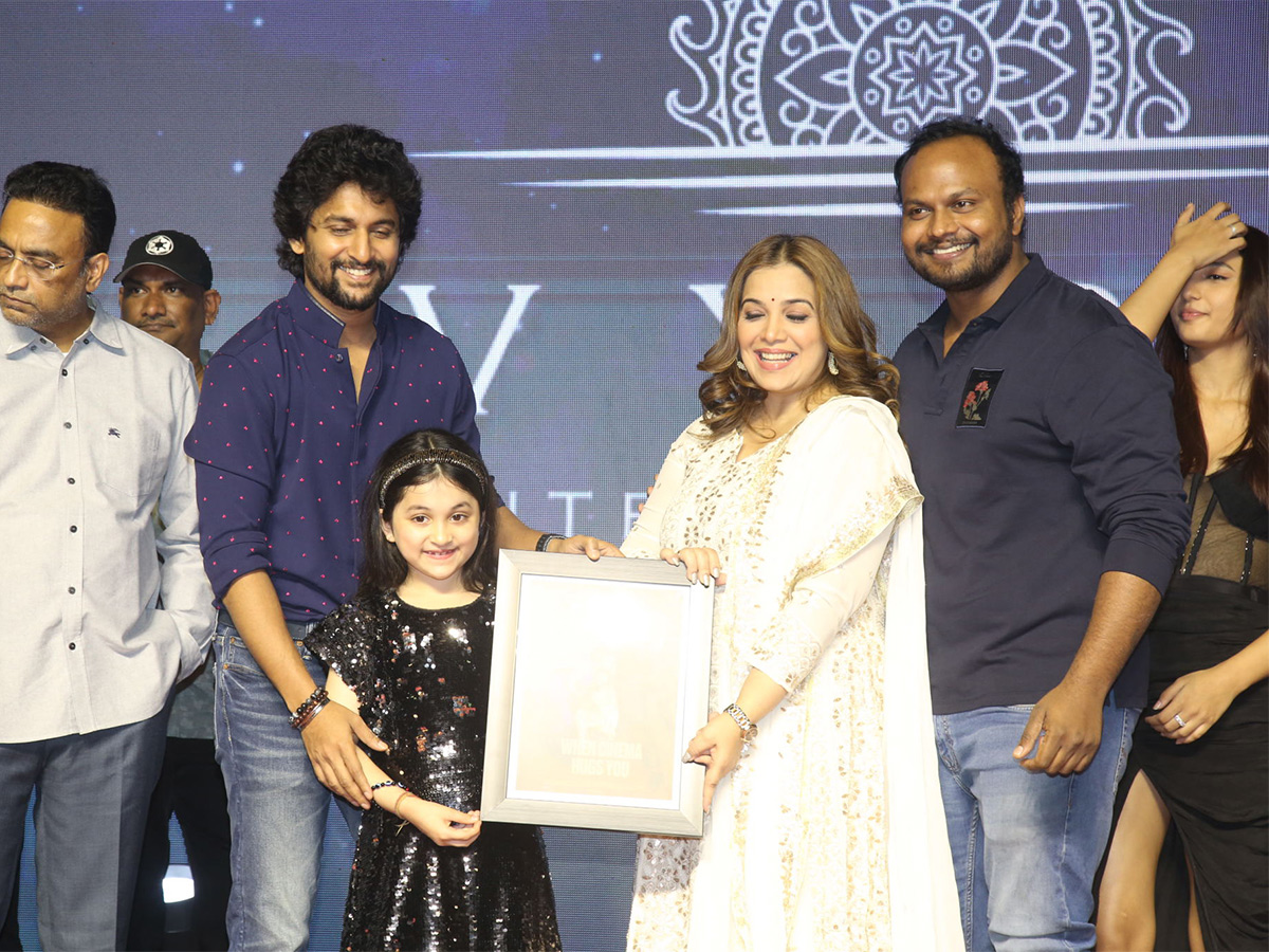 Hi_20Nanna_20Movie_20Success_20Celebrations_20Pics-9.jpg 9