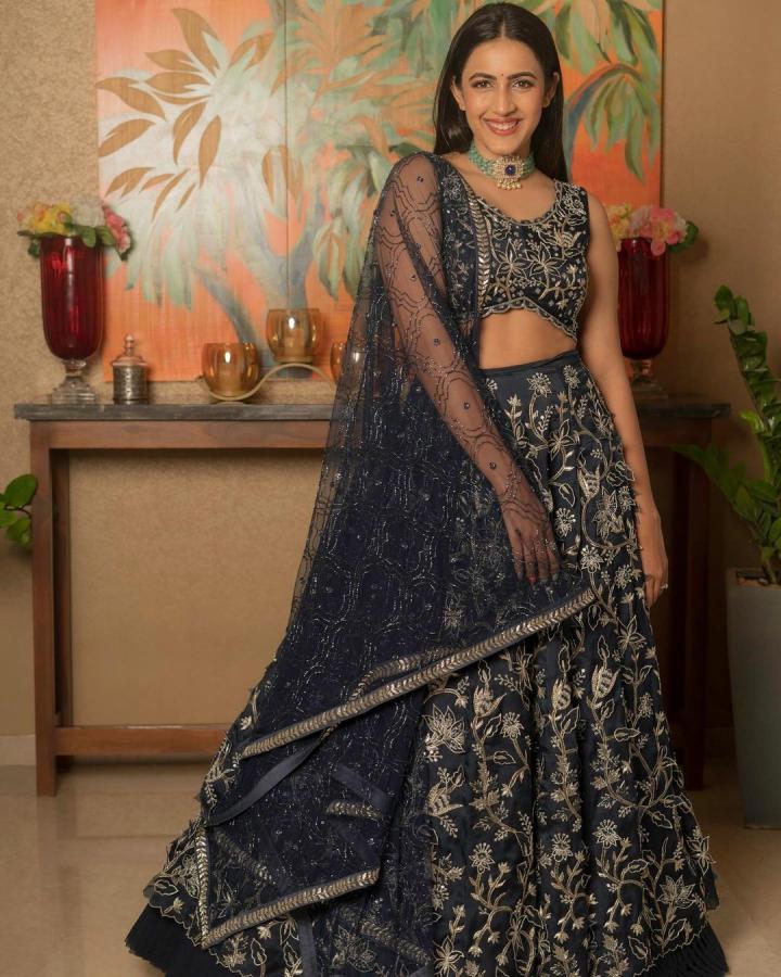 Niharika-Konidela-photos.jpg 4