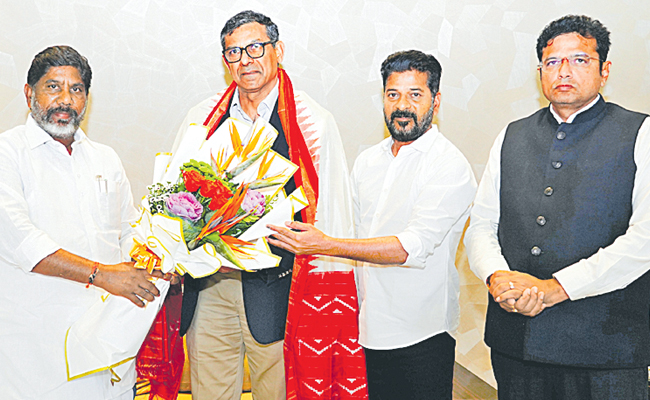 Raghuram_20Rajan_2C.jpg