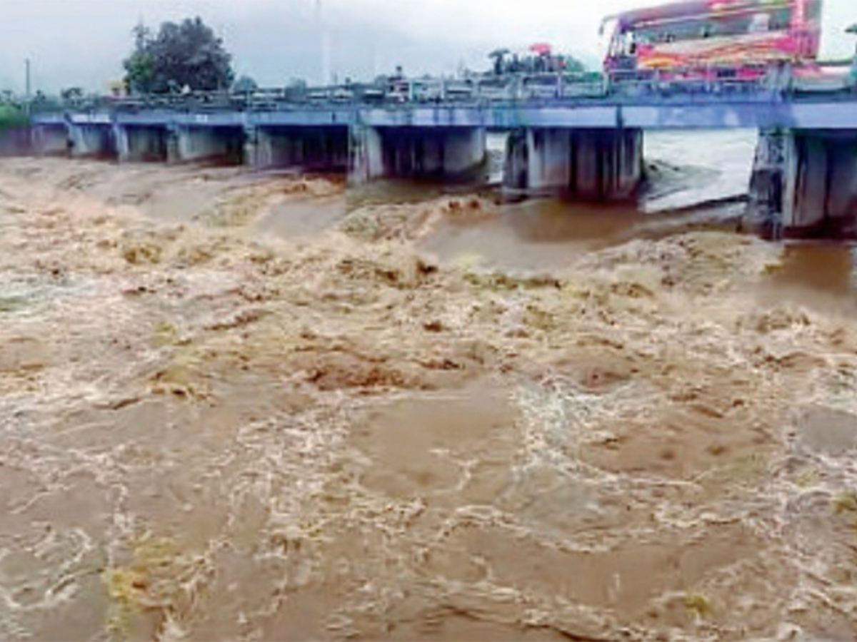 Heavy_20rains_20predicted_20in_20Tamil_20Nadu_20Pics-16.jpg 15