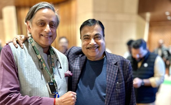 Shashitharoor_img.jpg