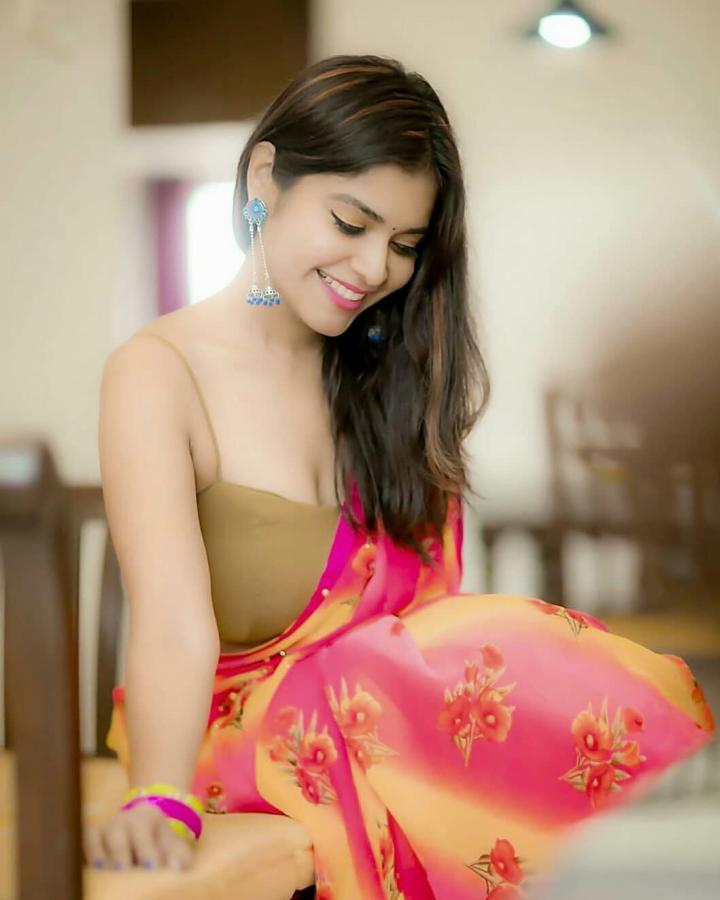 darsha-new-stills.jpg 4