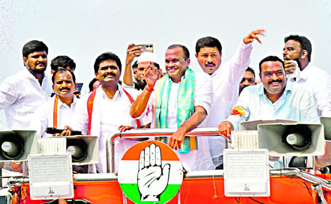 komatireddy.jpg