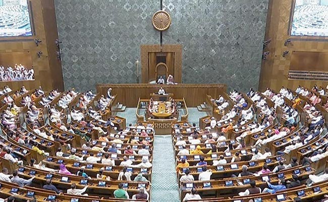 parlament.jpg
