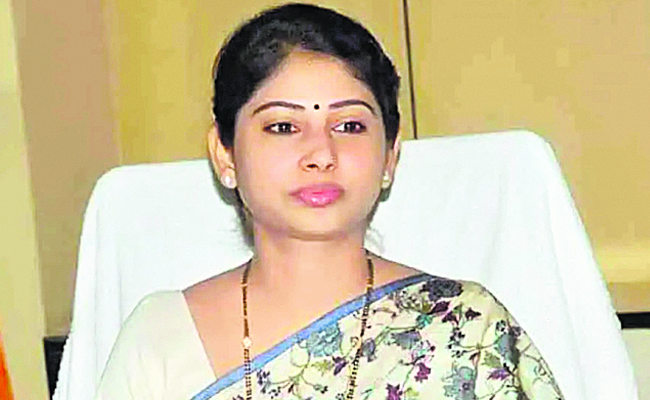 SMITA_20SABHARWAL.jpg