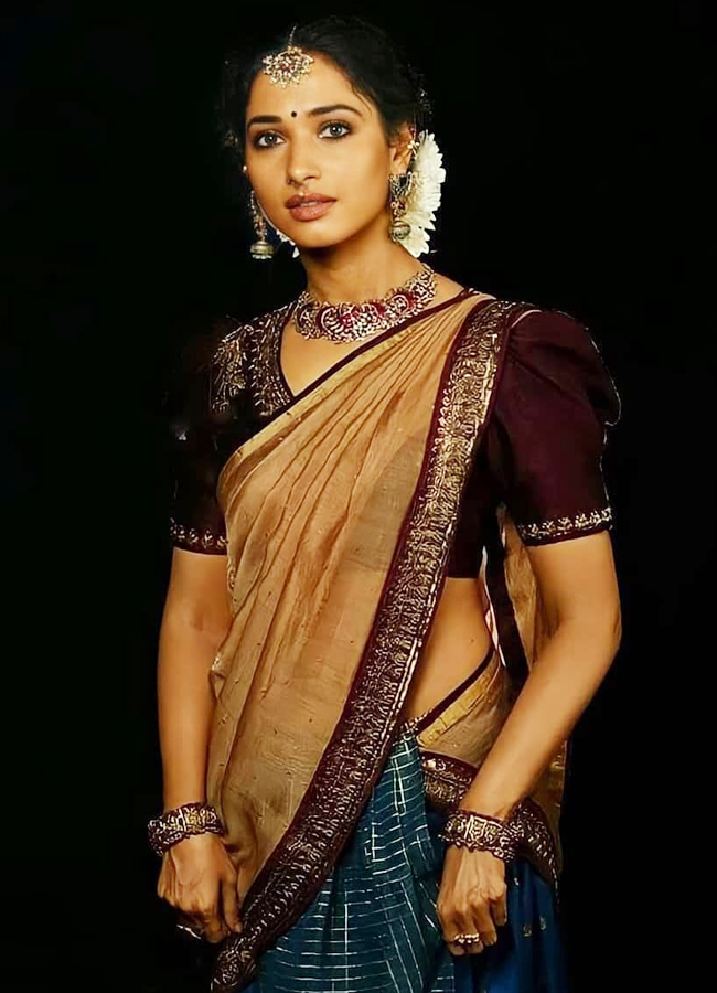2.Thamannaah-Bhatia-Happy-Days.jpg 3