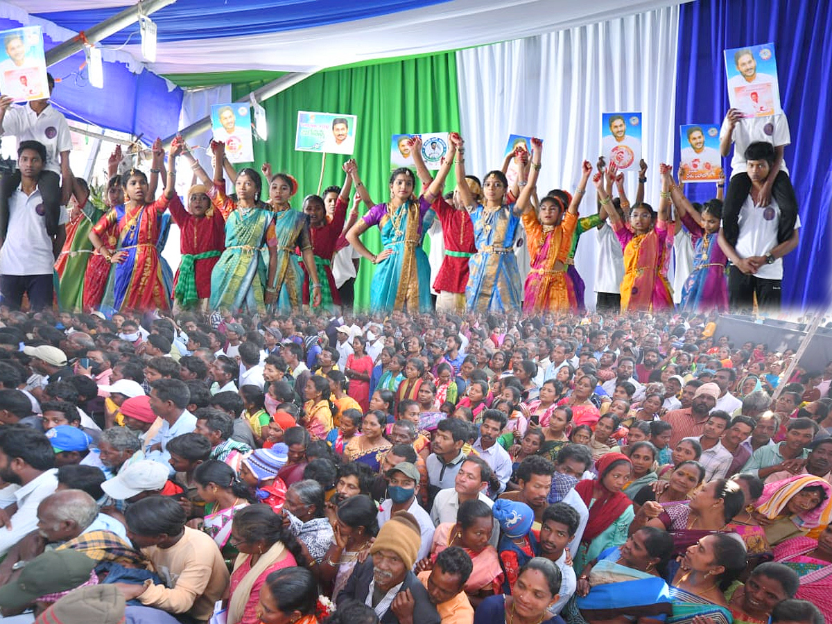 CM_20Jagan_20Chintapalli_20Tour_20Photo6.jpg 1