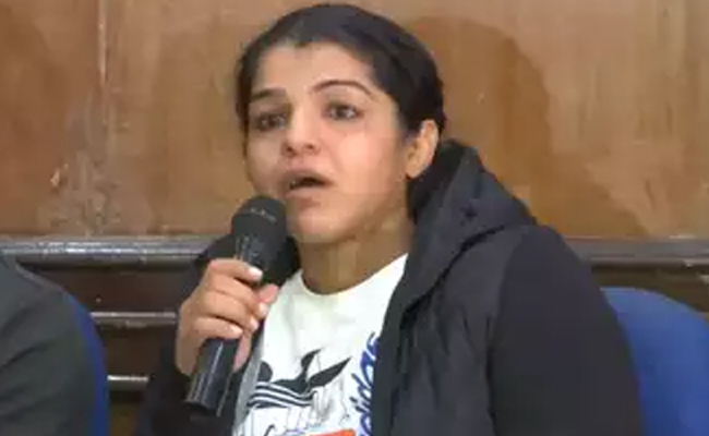 sakshimalik.jpg