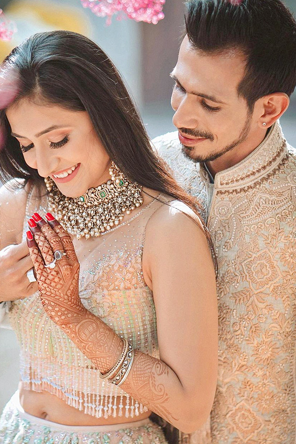 5_20Years_20Of_20Enjoying_20Sunsets_20With_20You_20Sanju_20Samson_20Post_20Wedding_20Anniversary_20PHotos_16.jpg 17