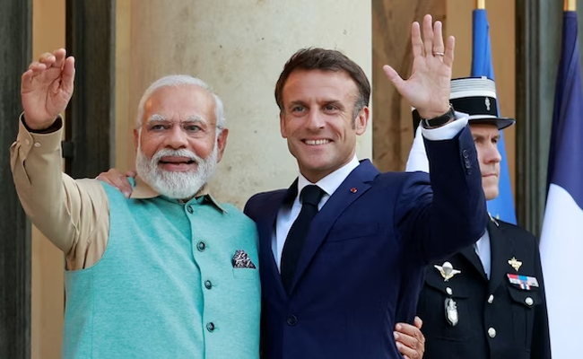 Macron_img.jpg
