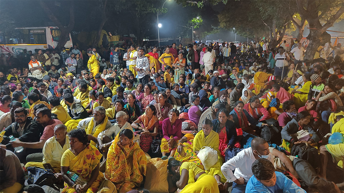 Tickets_20For_20Vaikunta_20Dwara_20Darshan_20At_20Tirumala_20Photos-5.jpg 5