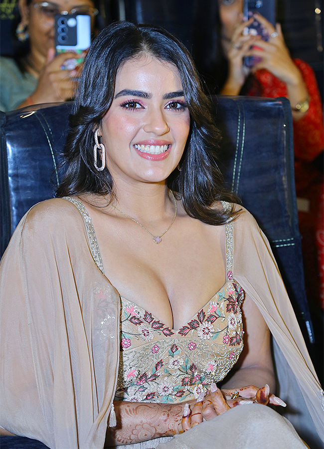 kavya_20thapar_20latest_20images-2.jpg 2