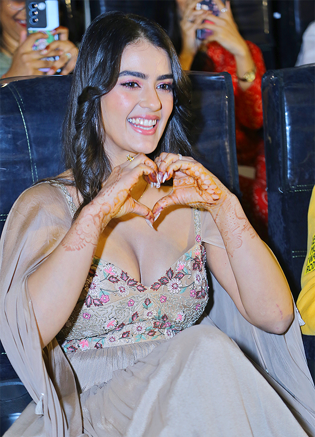 kavya_20thapar_20latest_20images-21.jpg 21