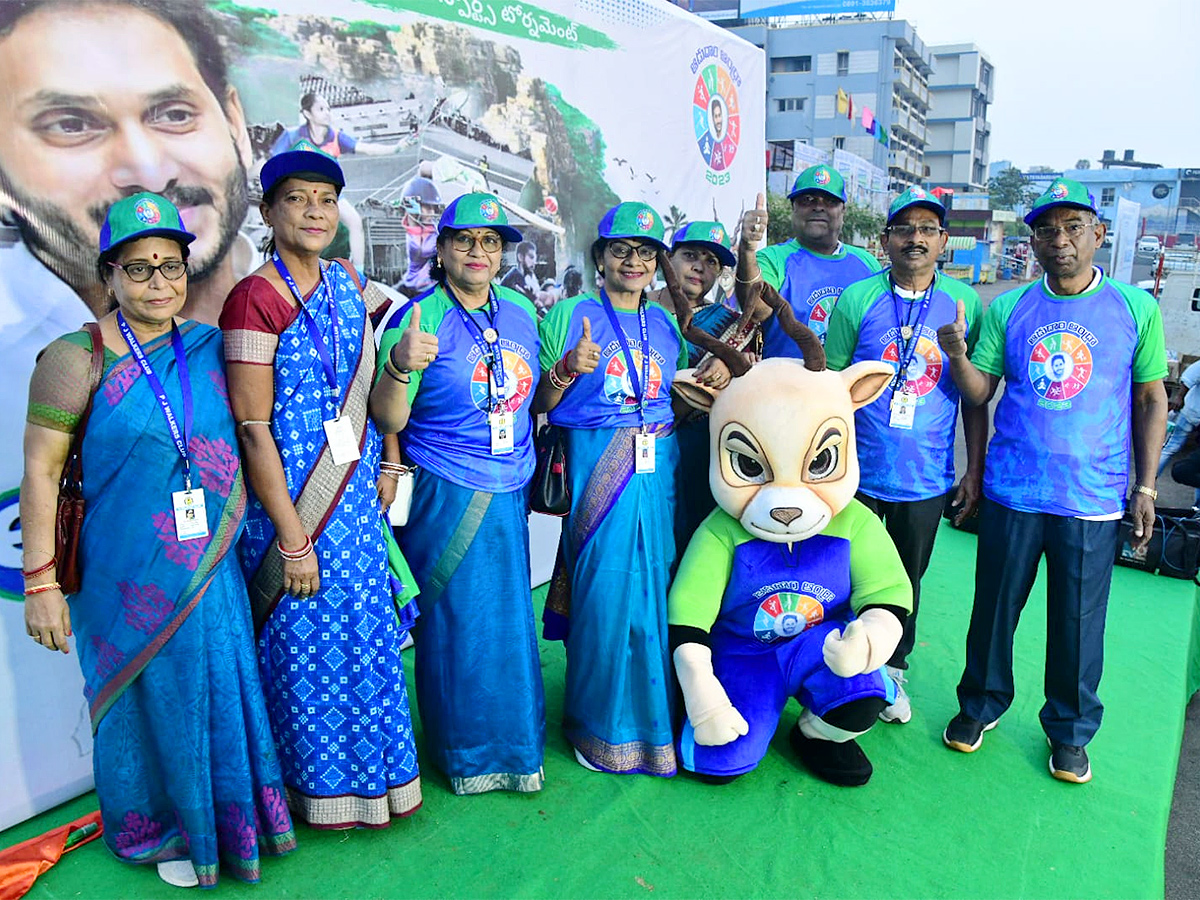 Adudam_20Andhra_20marathon_20run_20at_20visakhapatnam-9.jpg 9