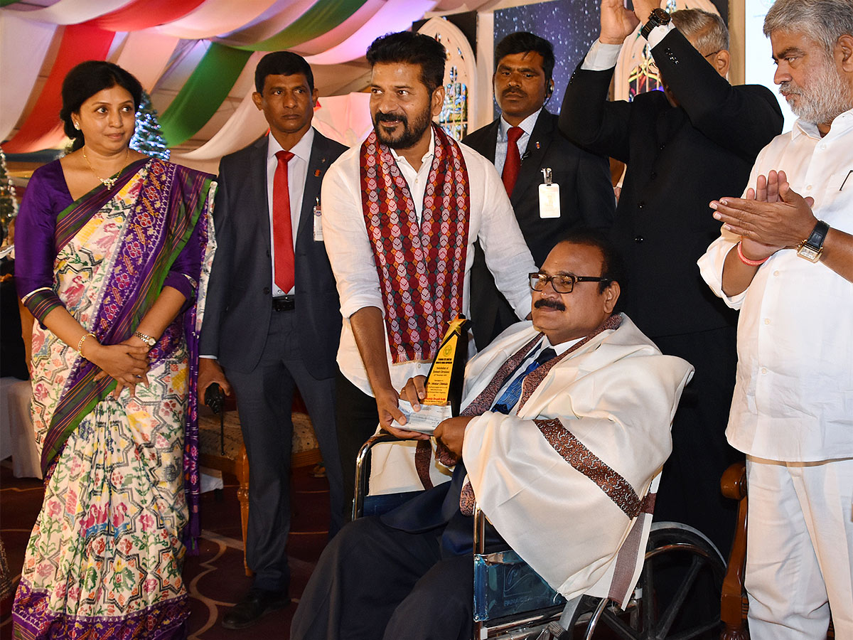 CM_20Revanth_20Reddy_20Christmas_20Celebrations_20at_20LB_20Stadium-20.jpg 18
