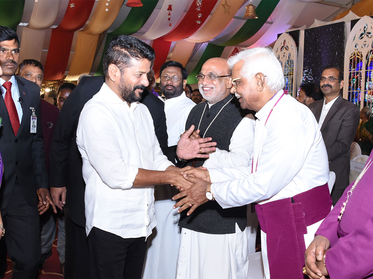 CM_20Revanth_20Reddy_20Christmas_20Celebrations_20at_20LB_20Stadium-6.jpg 6