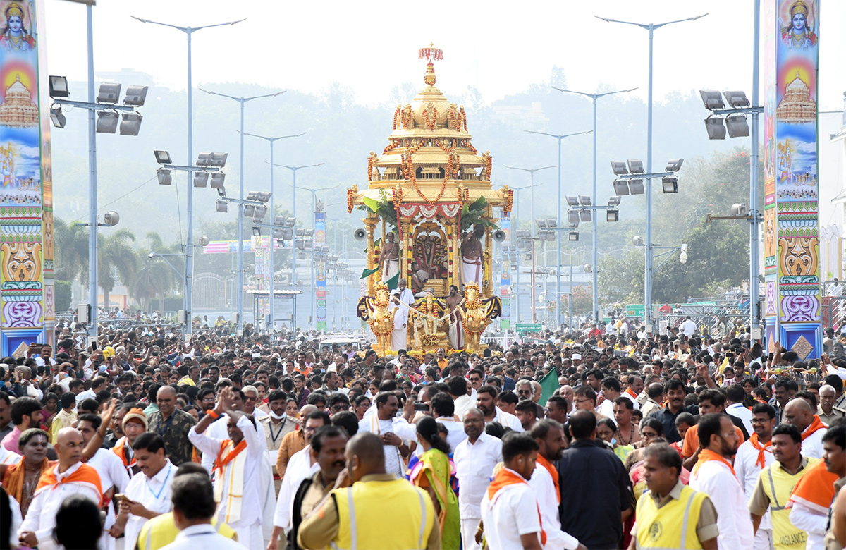 Vaikunta_20Ekadasi_202023_20Date_20in_20Tirumala-1.jpg 1