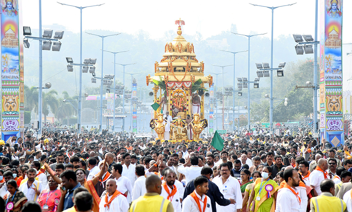 Vaikunta_20Ekadasi_202023_20Date_20in_20Tirumala-12.jpg 12