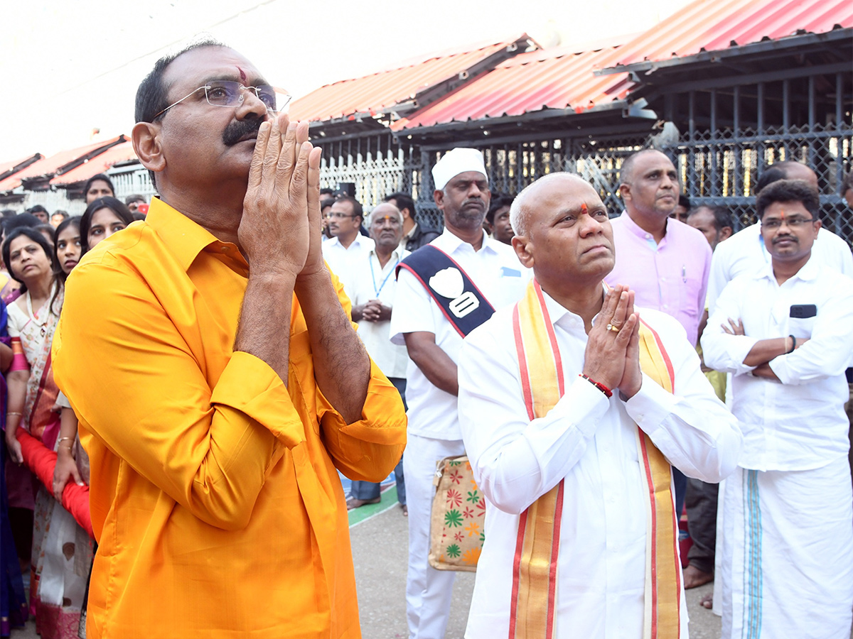 Vaikunta_20Ekadasi_202023_20Date_20in_20Tirumala-18.jpg 17