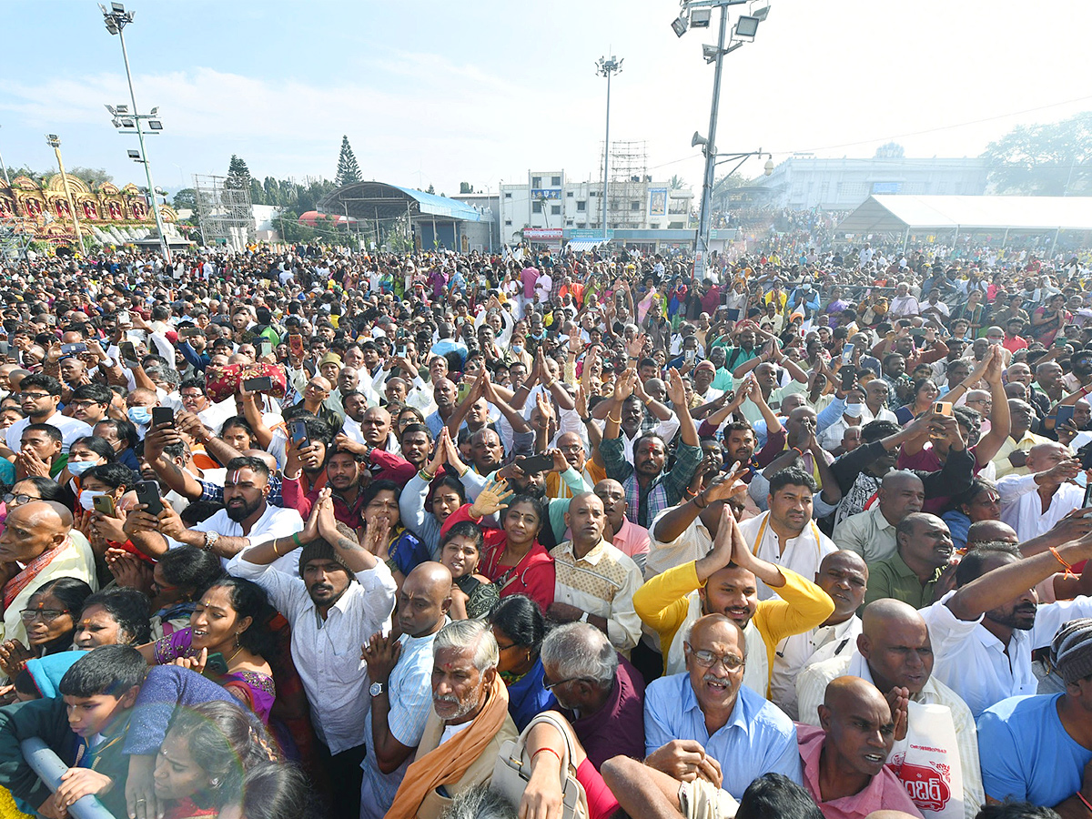 Vaikunta_20Ekadasi_202023_20Date_20in_20Tirumala-3.jpg 3