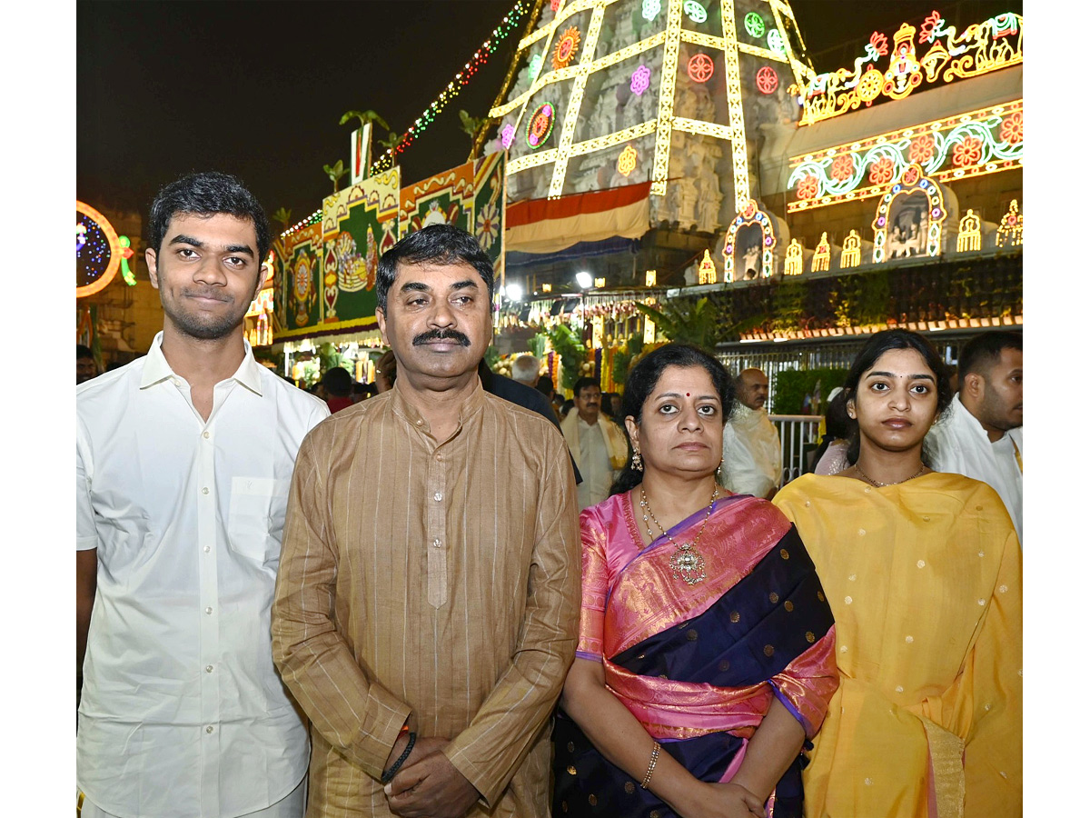 Vaikunta_20Ekadasi_202023_20Photos_1.jpg 2