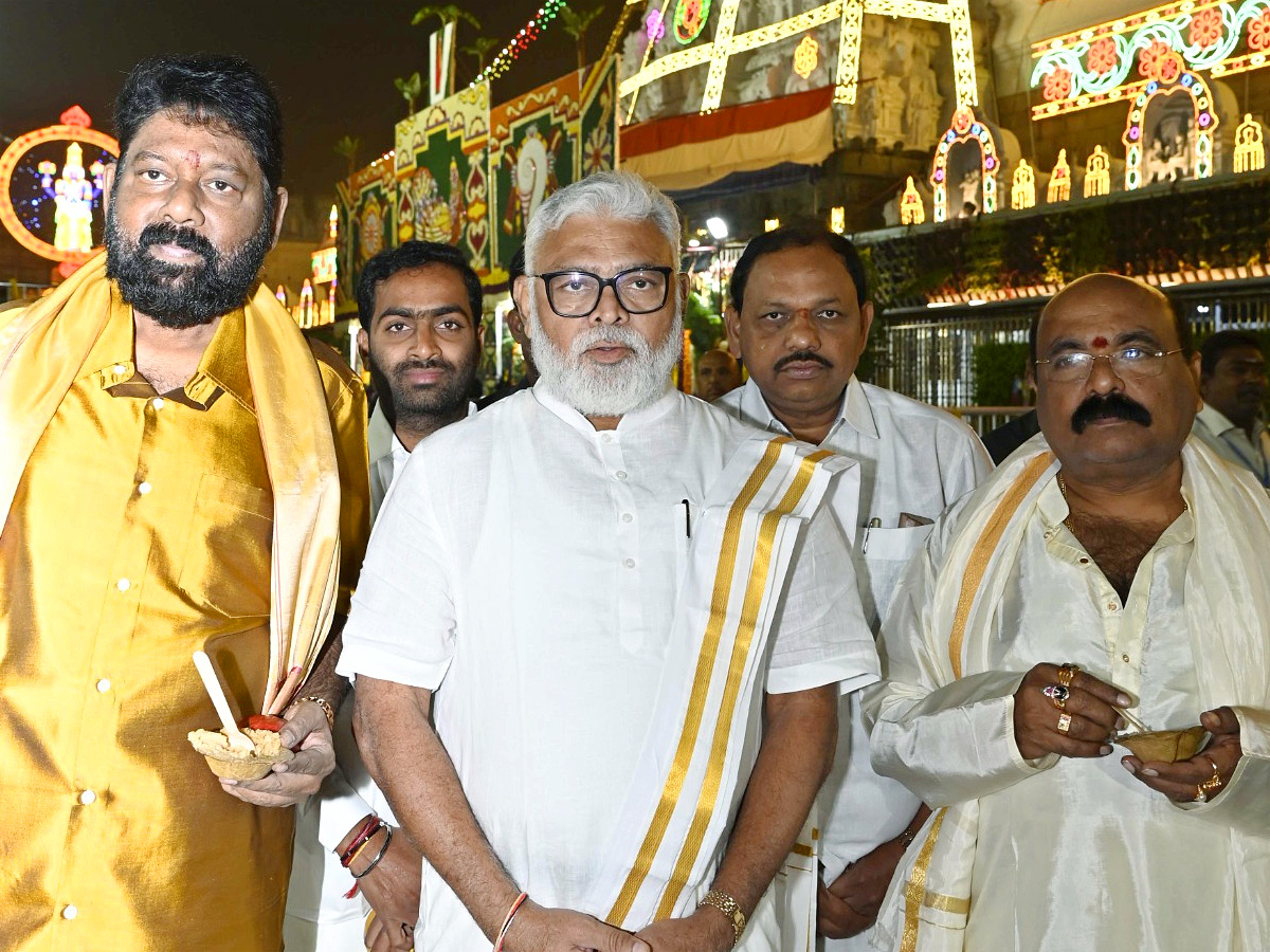 Vaikunta_20Ekadasi_202023_20Photos_18.jpg 18