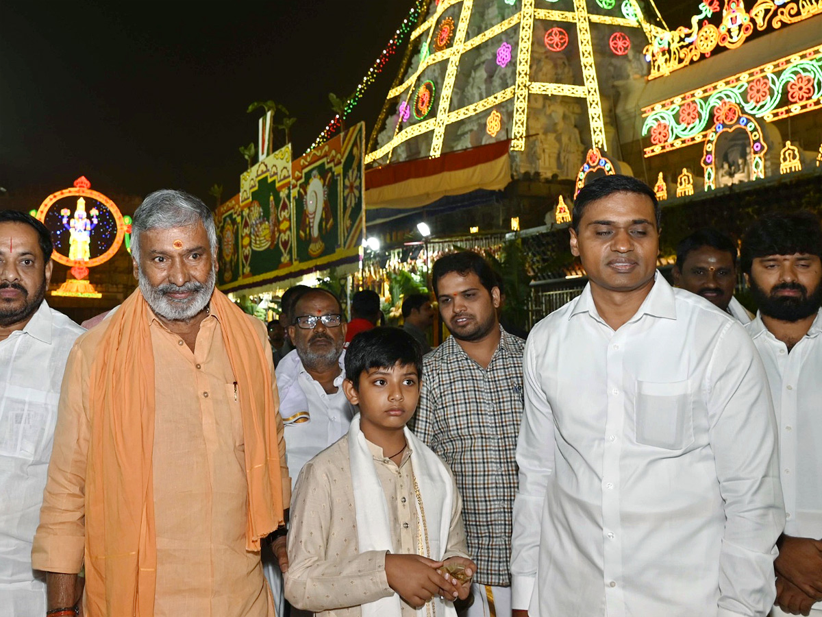 Vaikunta_20Ekadasi_202023_20Photos_21.jpg 21