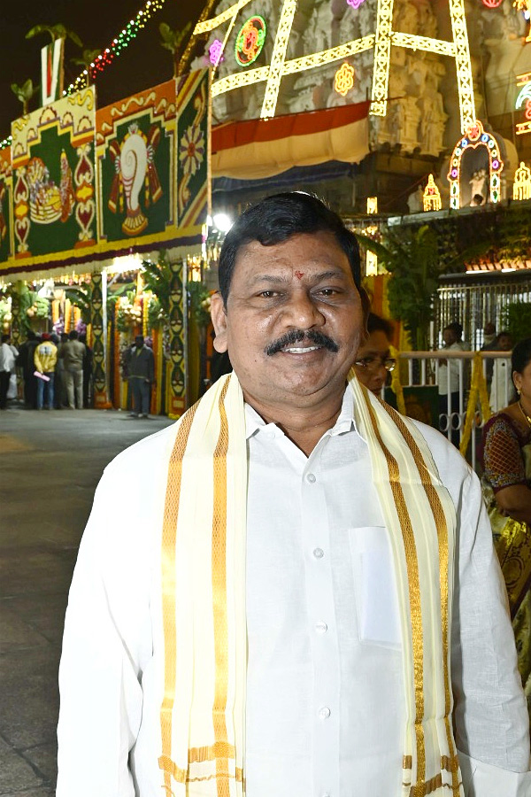 Vaikunta_20Ekadasi_202023_20Photos_24.jpg 24