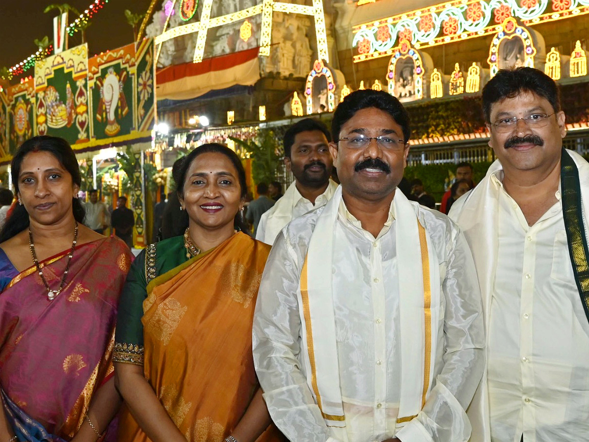 Vaikunta_20Ekadasi_202023_20Photos_25.jpg 25