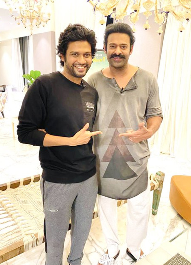 21.Naveen-Polishetty-Prabhas.jpg 8