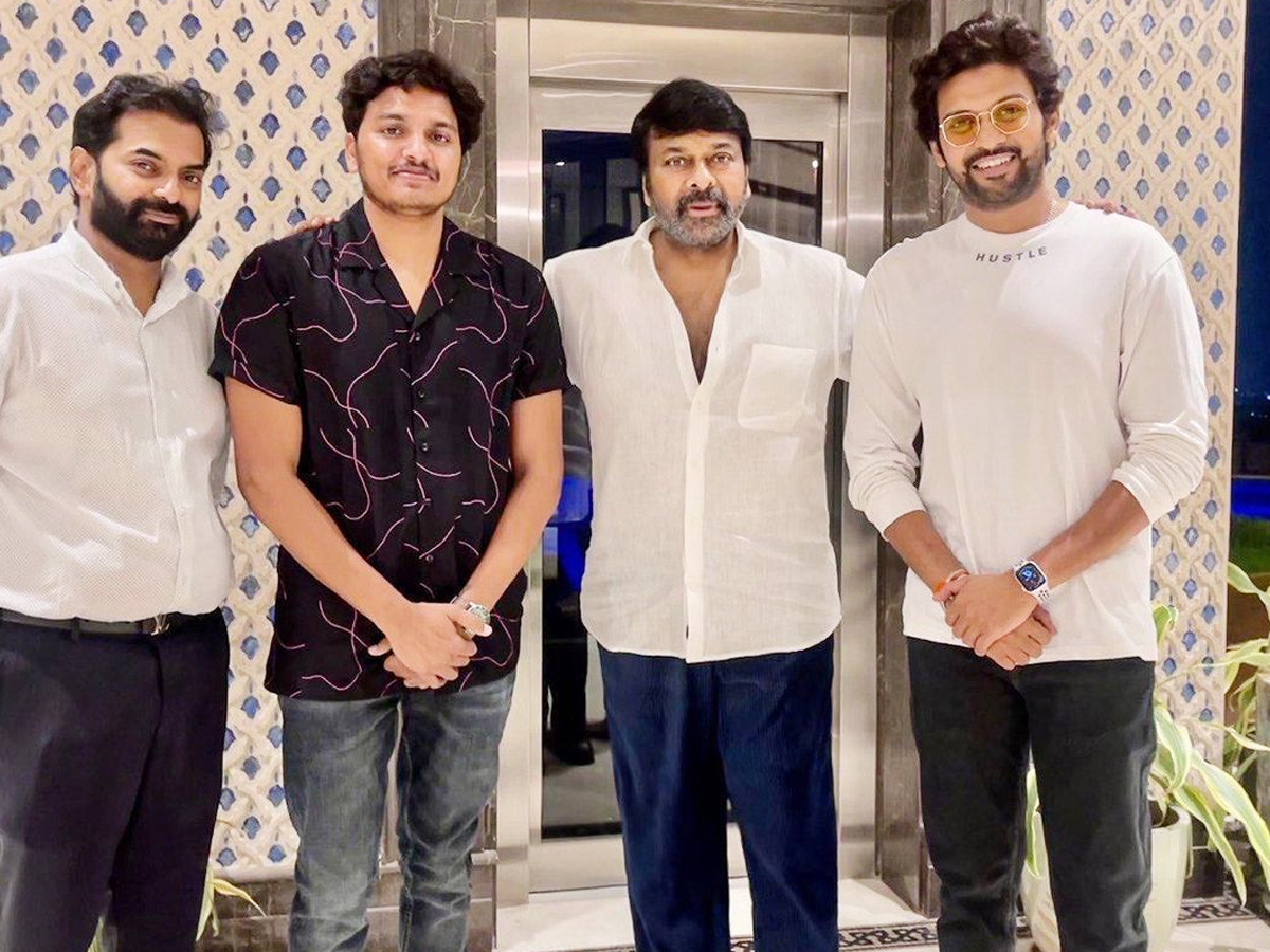 5.Naveen-Polishetty-Chiranjeevi.jpg 6