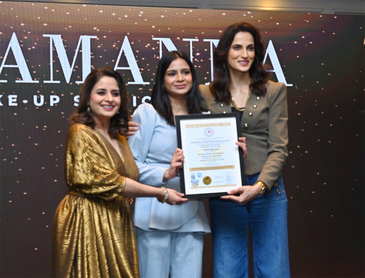Grand_20Tamannaah_20Makeup_20Academy_20Convocation_20Pics-3.jpg 3