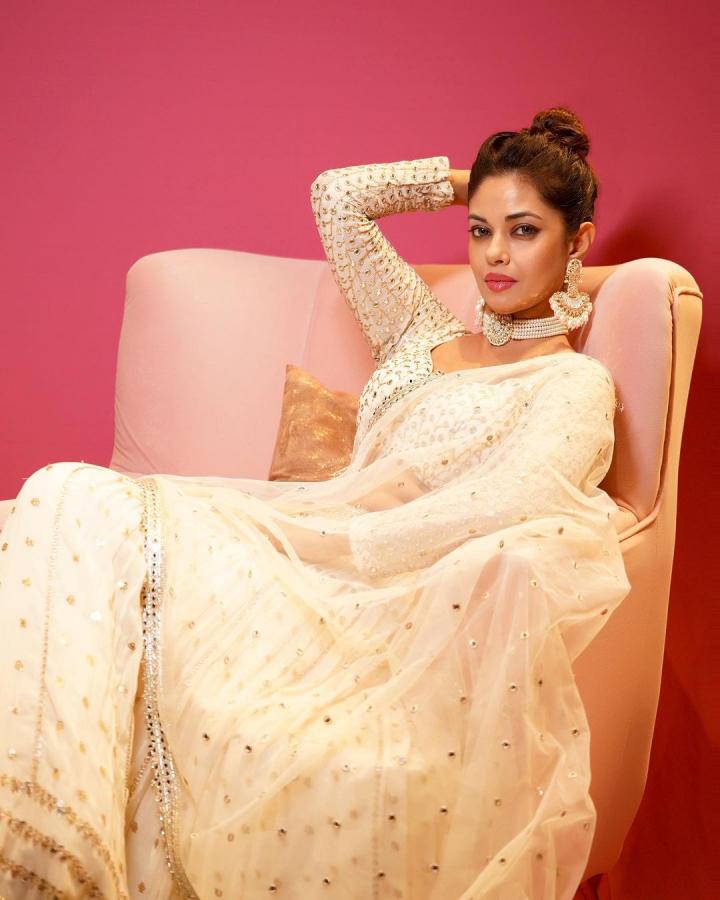 MeeraChopra-10.jpg 10