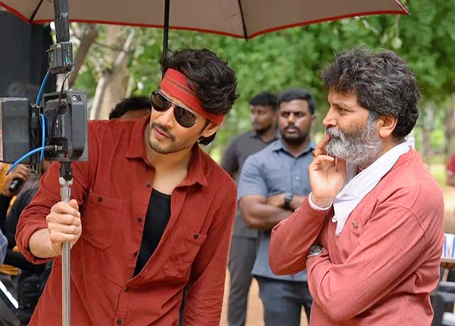 mahesh_20babu_20guntur_20kaaram_20movie_20hd_20images-17.jpg 17