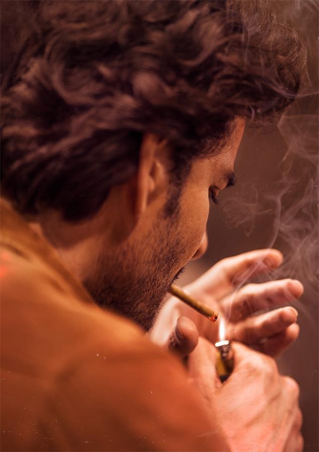 mahesh_20babu_20guntur_20kaaram_20movie_20hd_20images-21.jpg 21