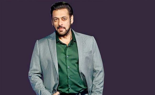 Rare_20and_20Unseen_20Old_20Pics_20of_20Salman_20Khan_20PHotos_25.jpg 26