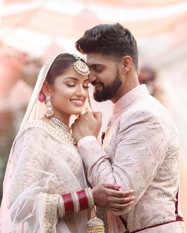 Rati_20Agnihotris_20Son_20Tanuj_20Virwani_20Marries_20Tanya_20Jacob_20Pics-10.jpg 9