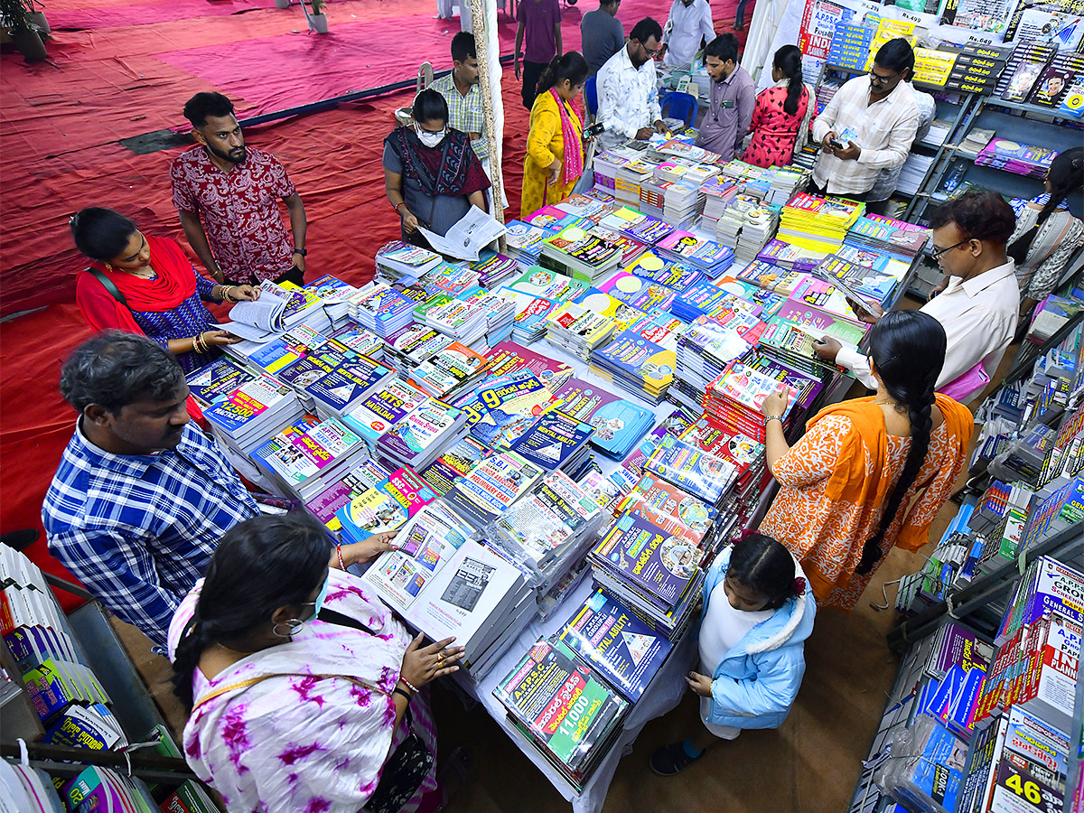 34th_20Vijayawada_20Book_20Festival_202023_20Photos-1.jpg 1