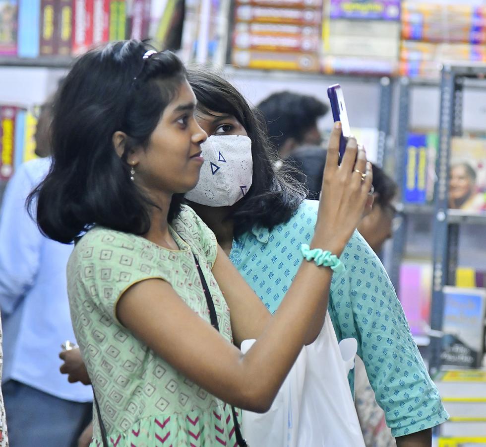34th_20Vijayawada_20Book_20Festival_202023_20Photos-20.jpg 19