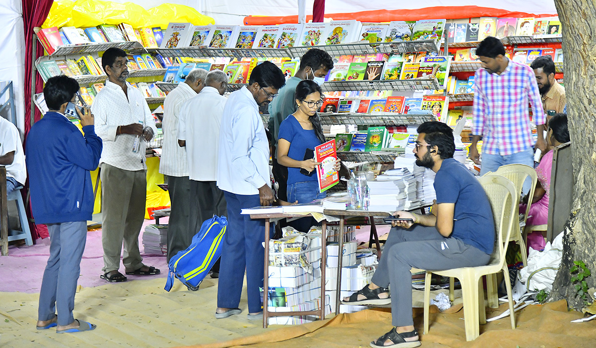 34th_20Vijayawada_20Book_20Festival_202023_20Photos-28.jpg 27