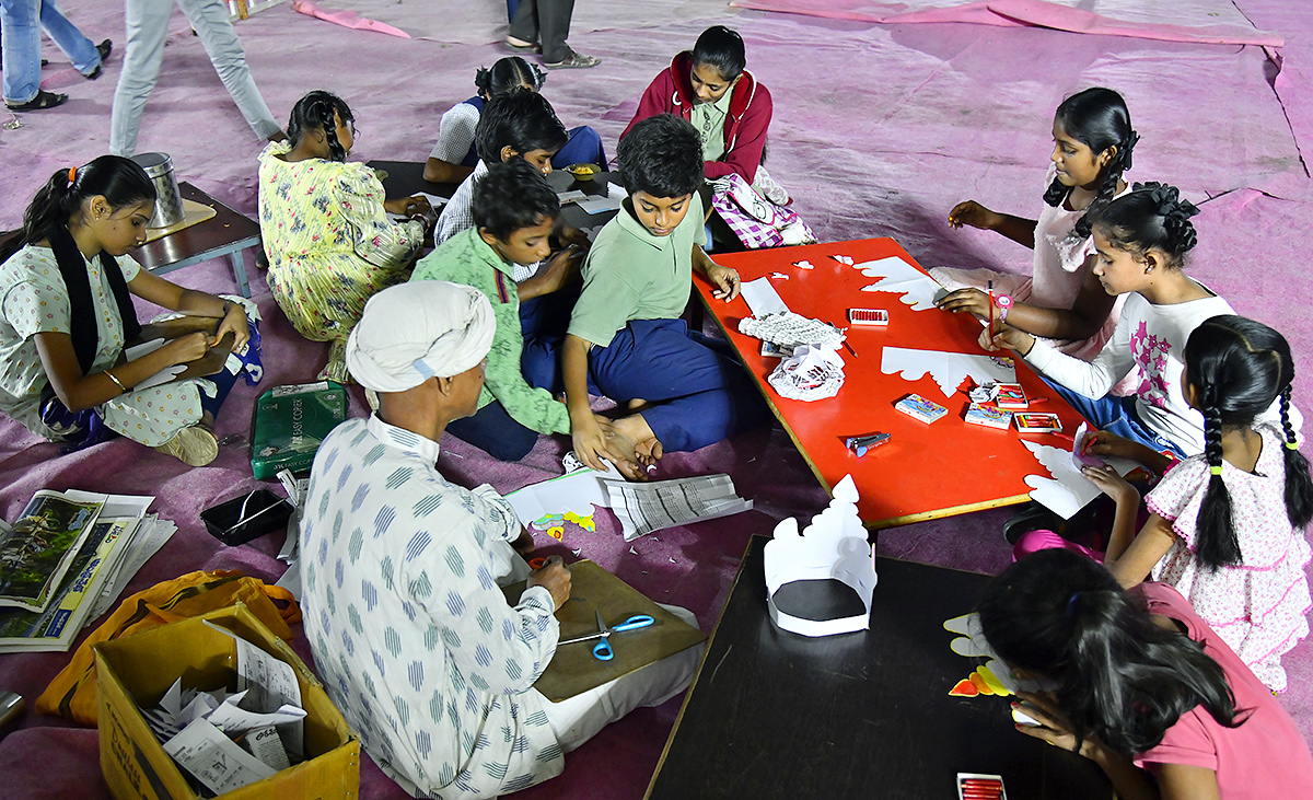 34th_20Vijayawada_20Book_20Festival_202023_20Photos-4.jpg 4