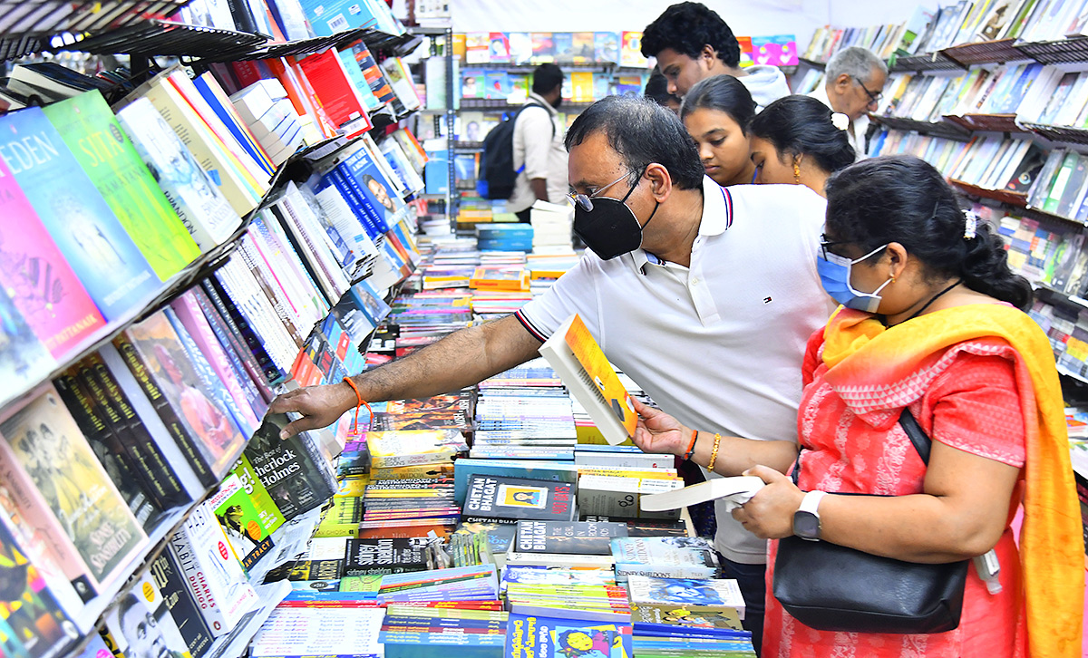 34th_20Vijayawada_20Book_20Festival_202023_20Photos-5.jpg 5