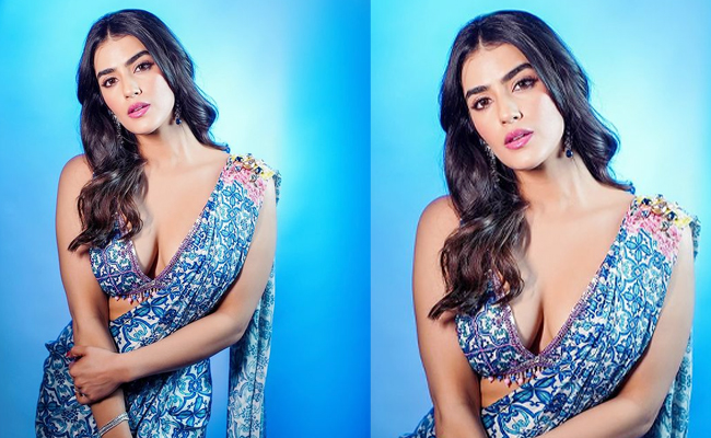 Kavya_20Thapar.jpg 1